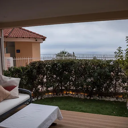 Superb With Incredible View And Pool Cap d'Ail